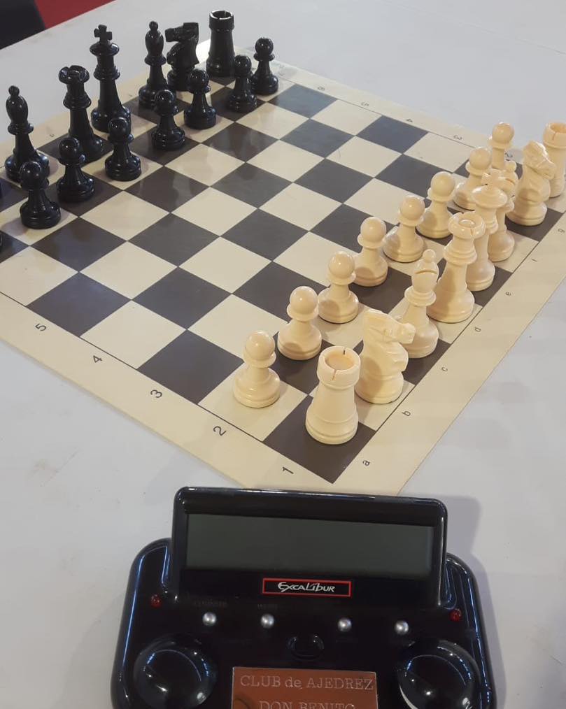ajedrez mercado abastos tablero