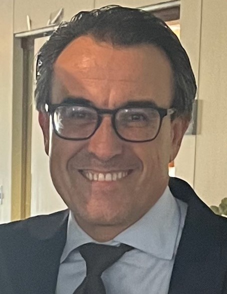 alberto luis collantes premio poesia nelida casado