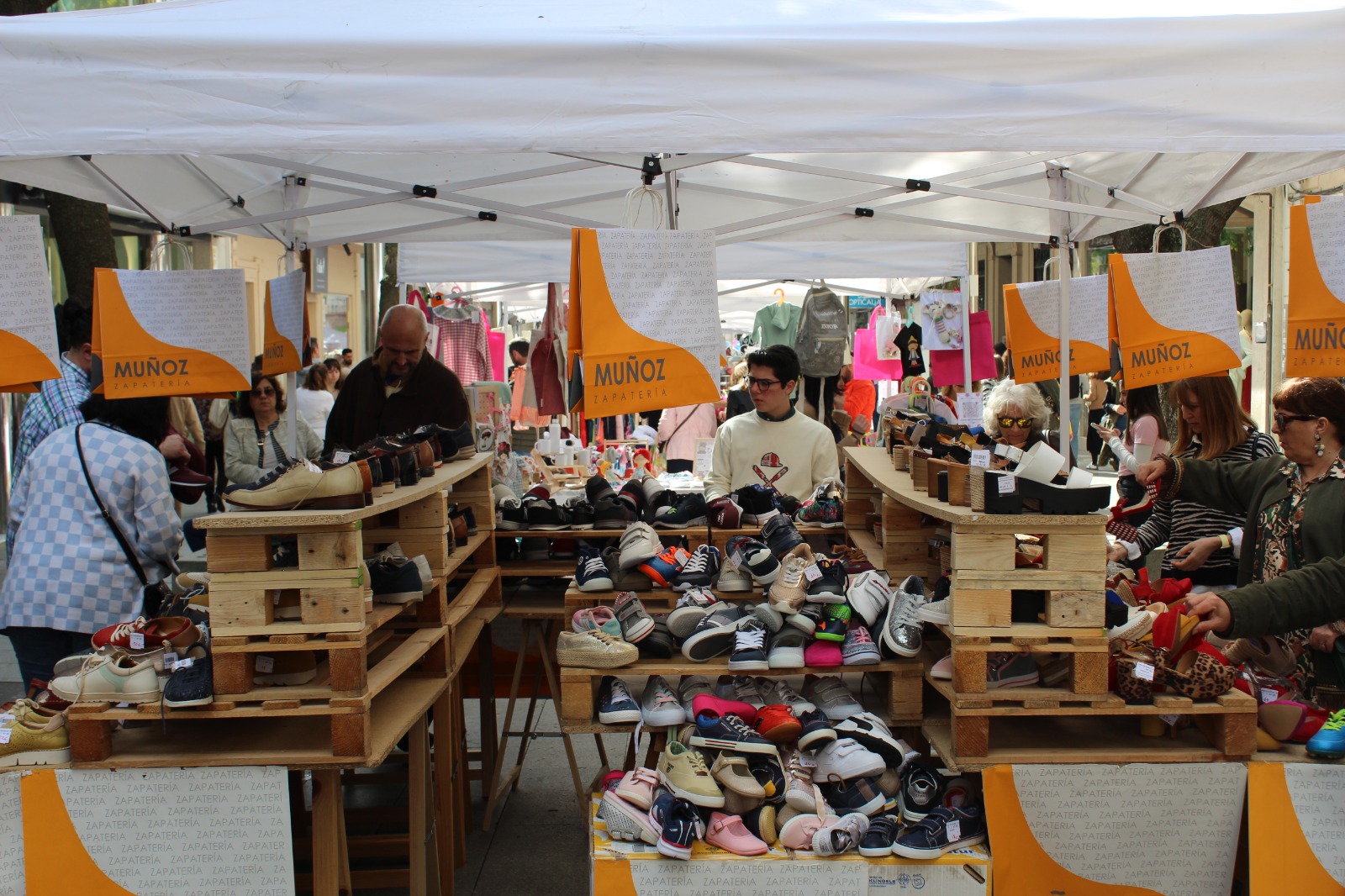 comercio en la calle db