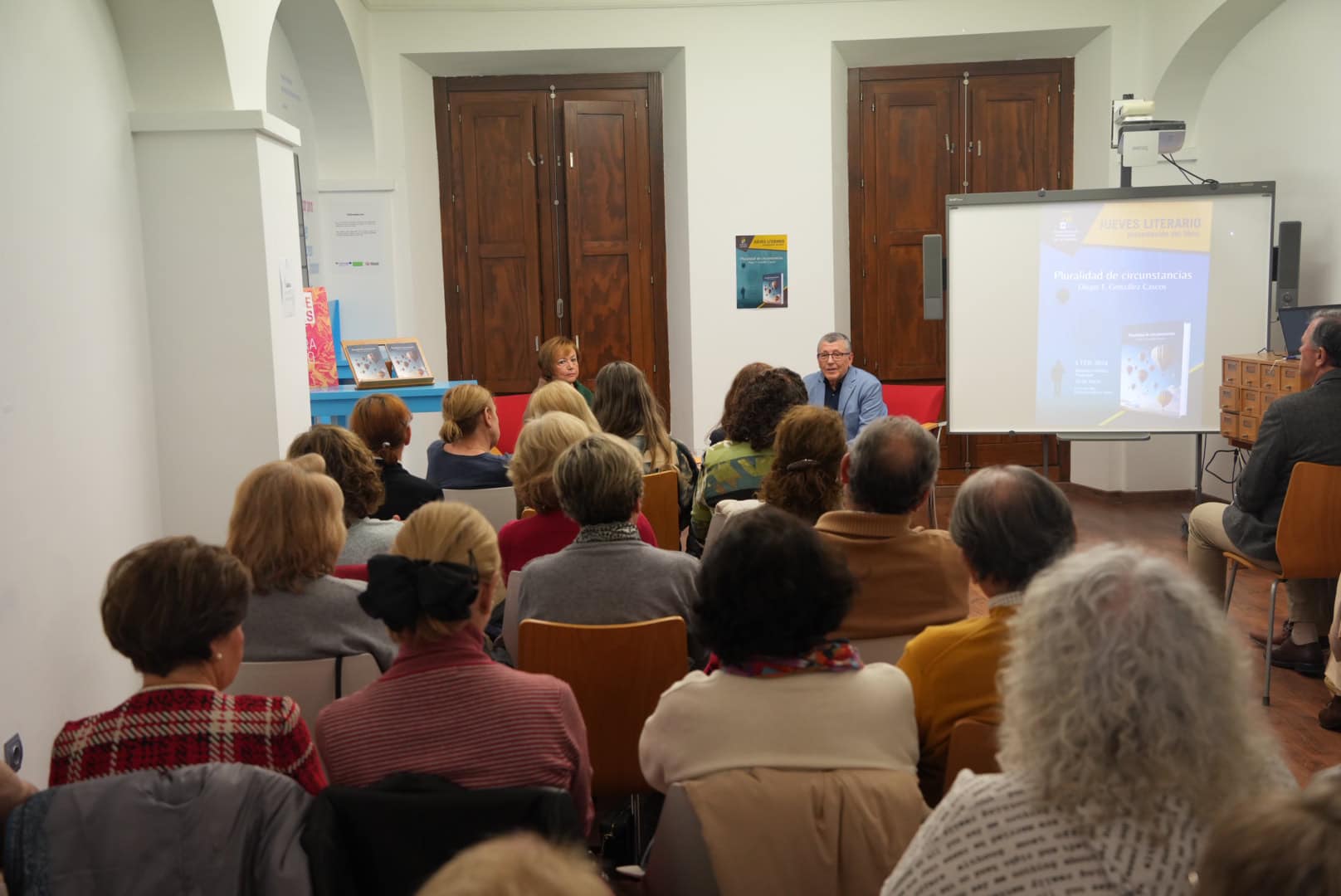 presentacion libro diego gonzalez vva