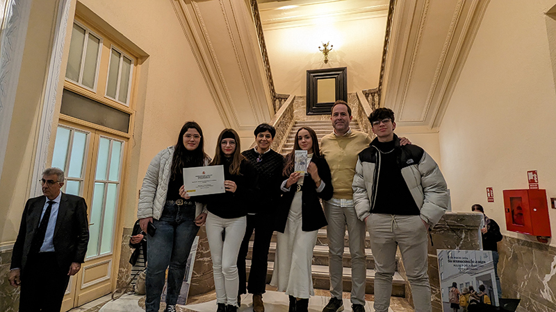 santa amalia varios premio