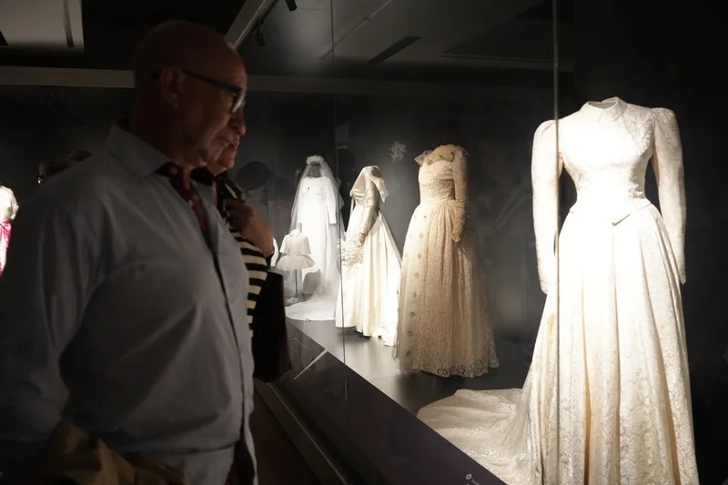 TRAJES NOVIA CHARO ACERO