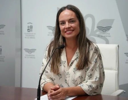 ana manzanet
