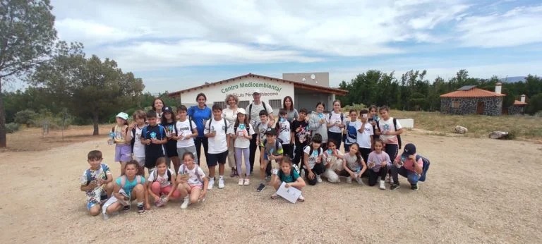nios en finca vva