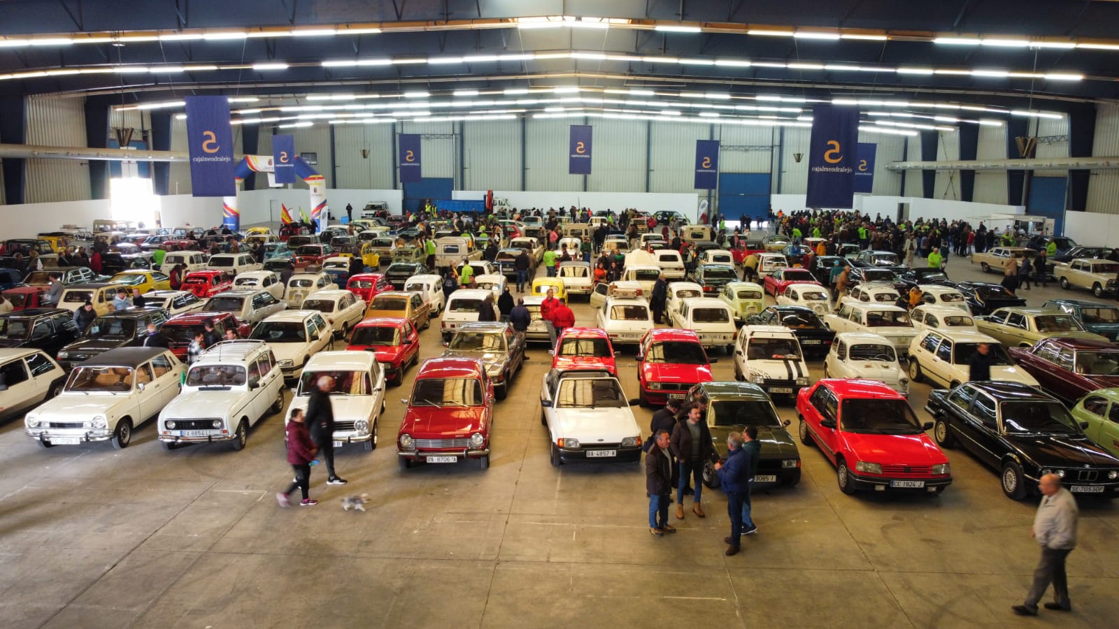 concentracion vehiculos clasicos frentee