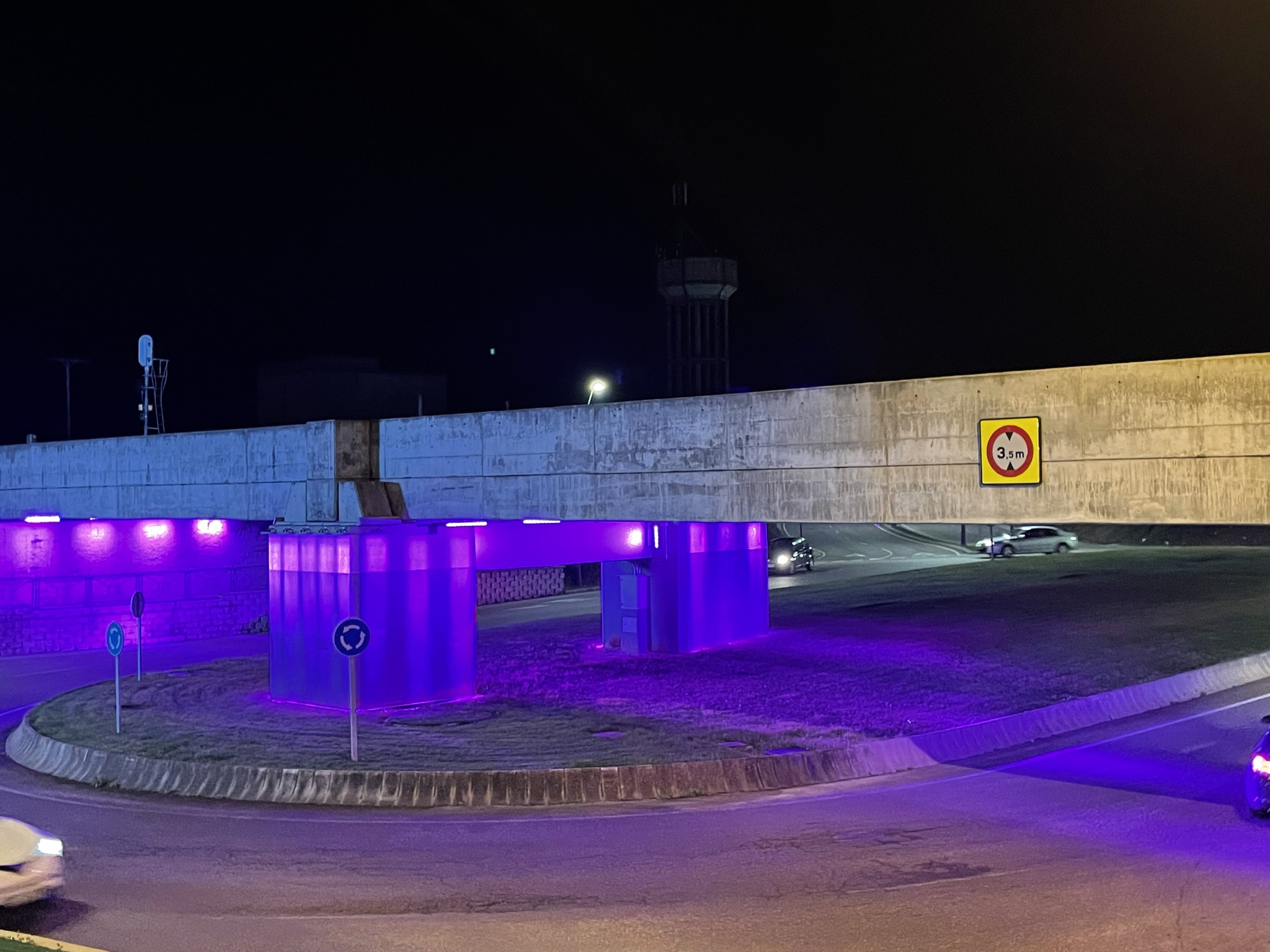 iluminacion morado vva