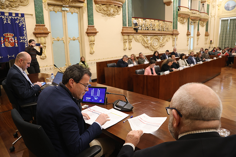 pleno diputacion badajoz