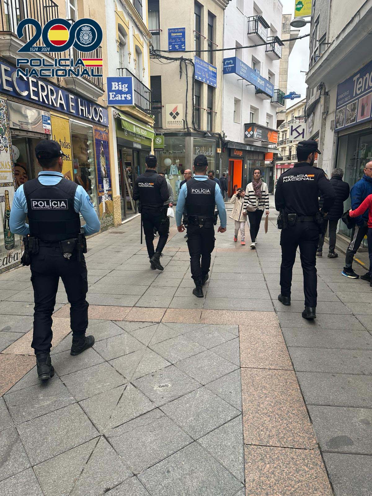 policia semana santa intercambio portugal merida