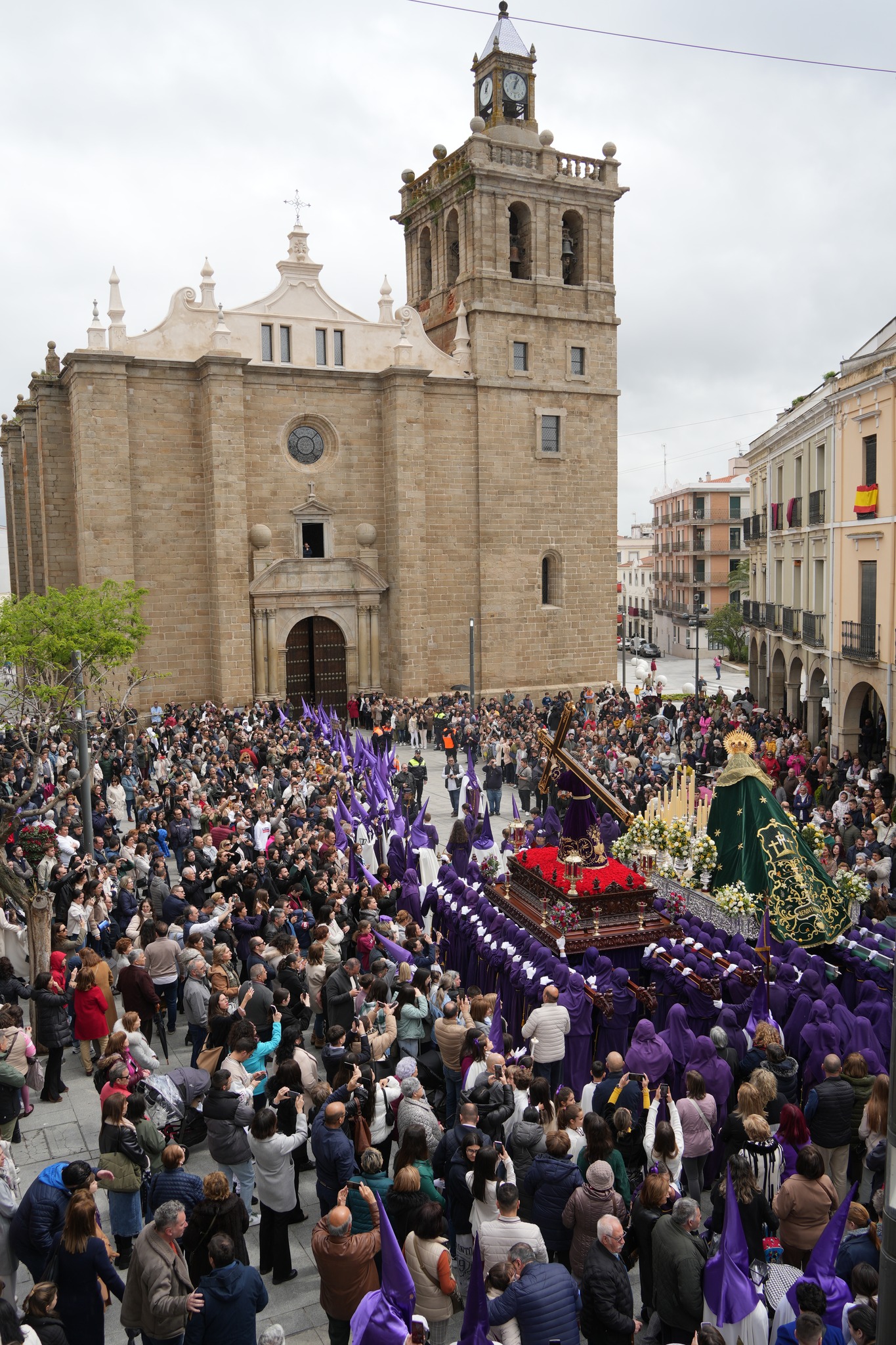 virgen del calvario vva procesion iglesia