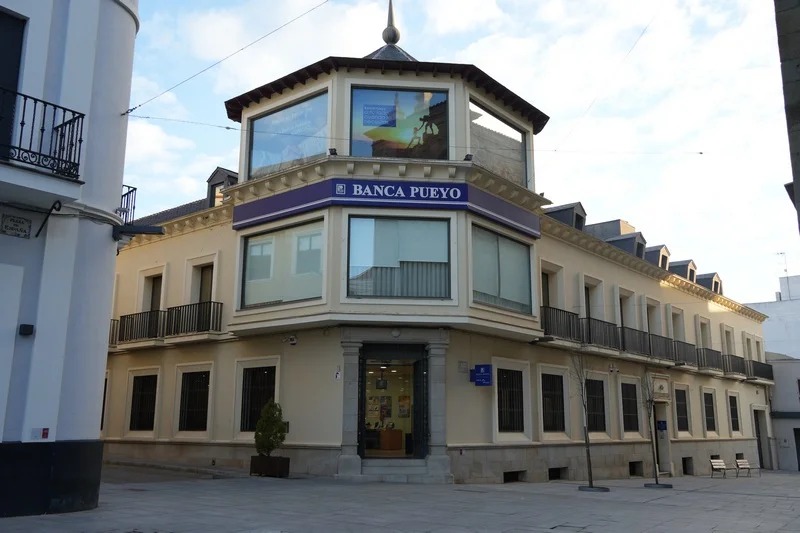 banca pueyo