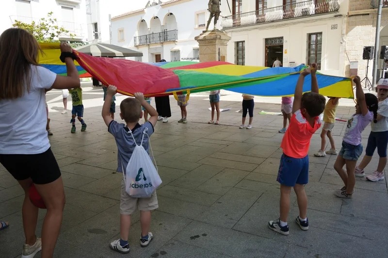 nios jugando