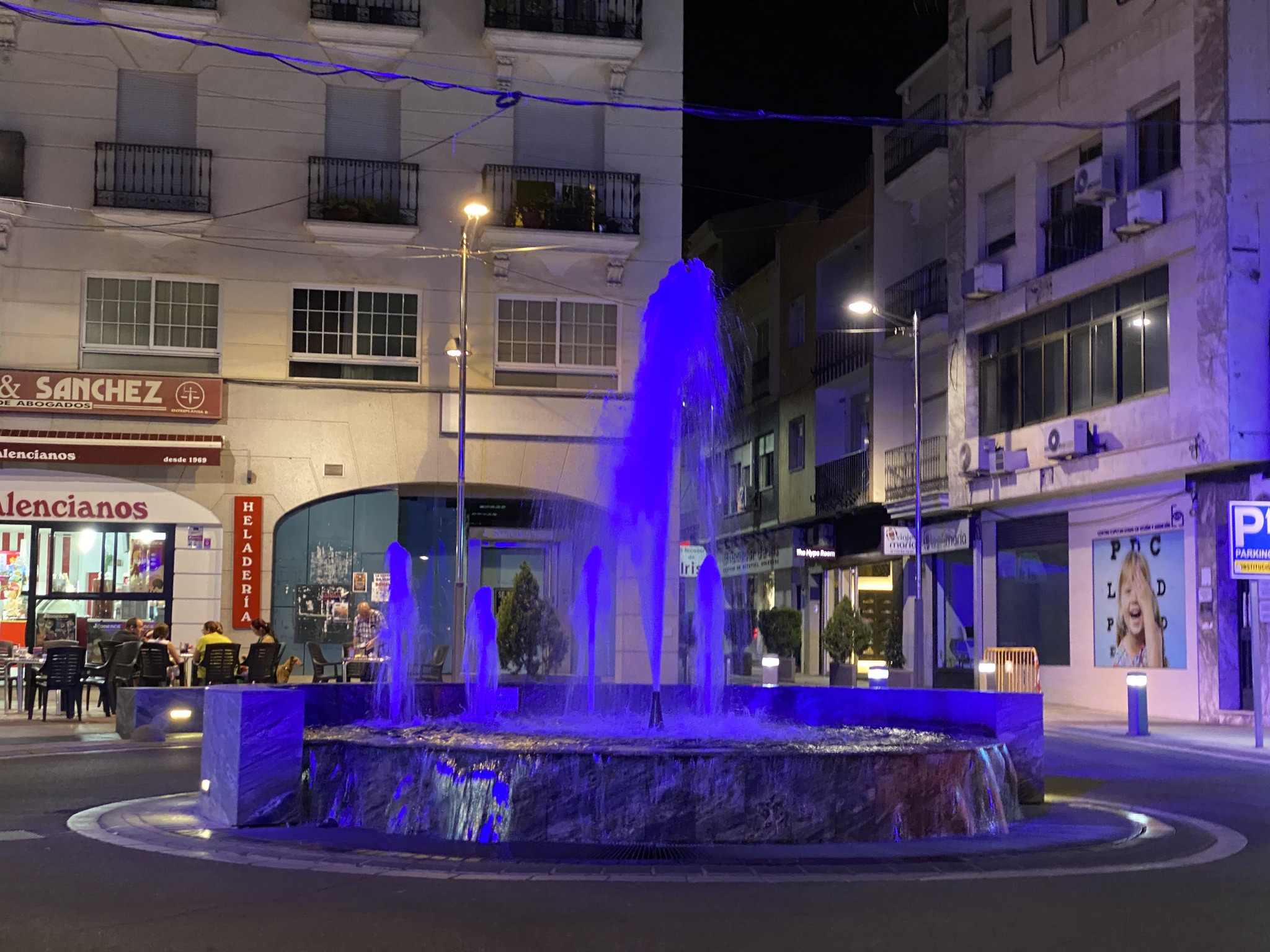 fuente azul vvaa