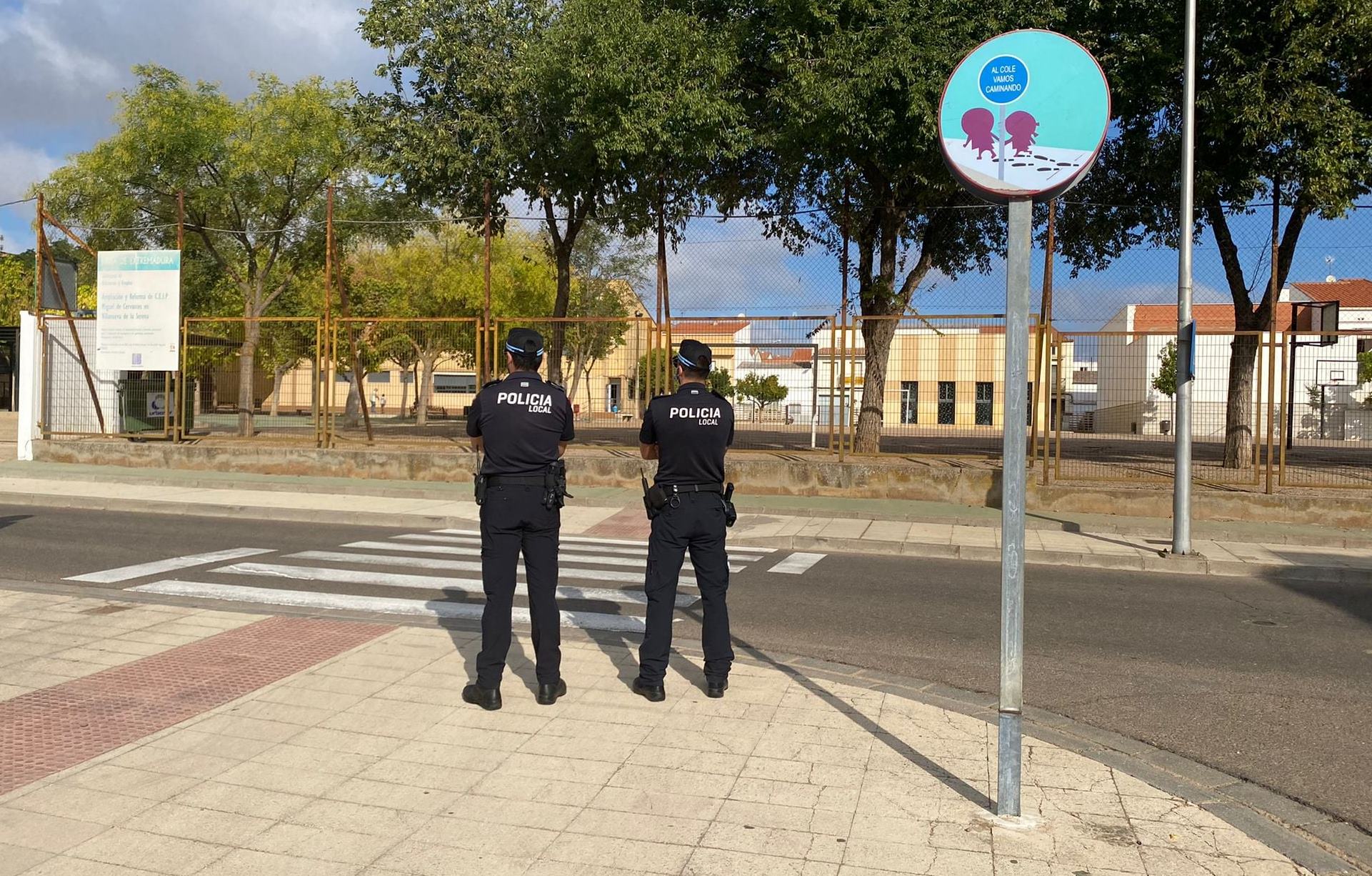 policia local villanueva de la serena