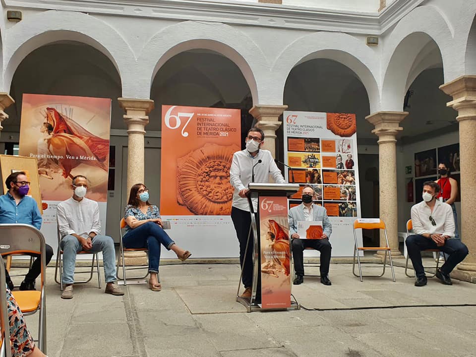 presentacion festival de mérida en medellín