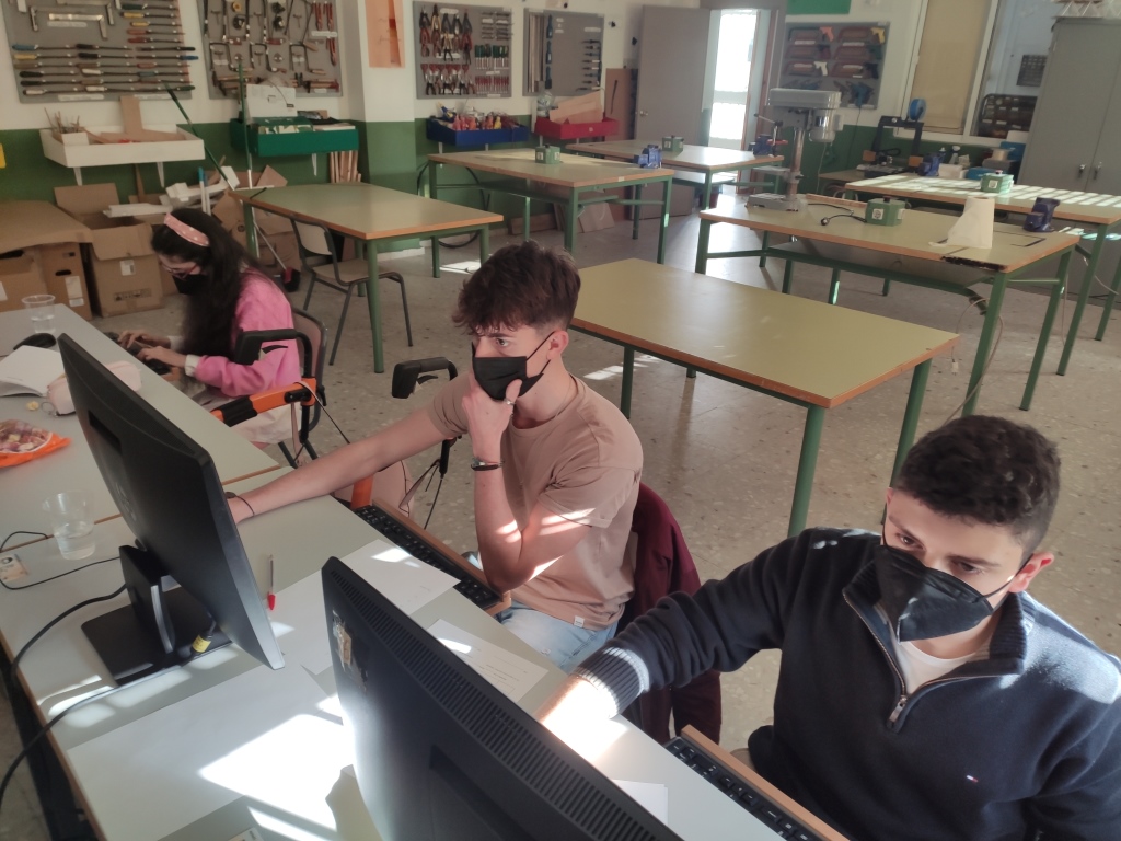 ies cuatro caminos