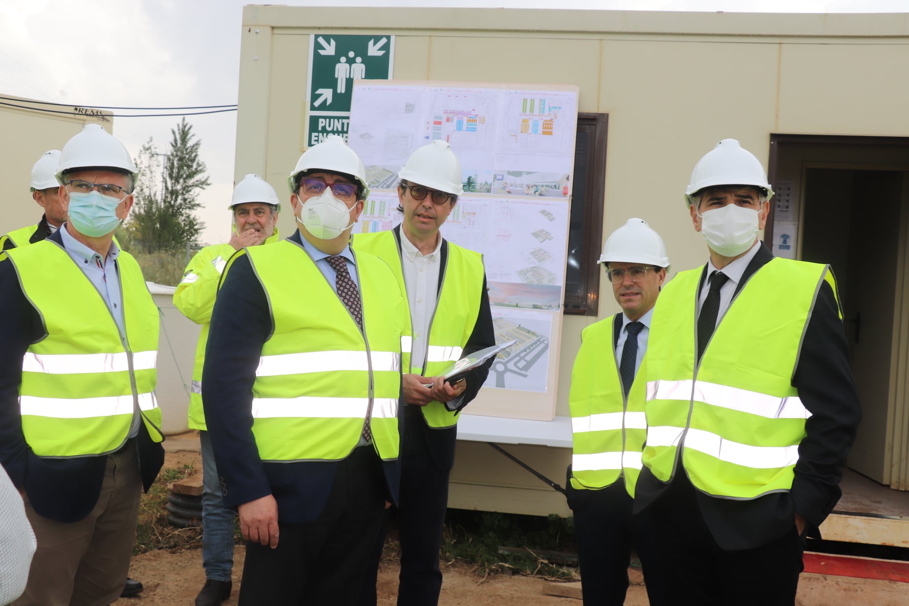 visita de Vergeles al nuevo hospital Don Benito-Villanueva