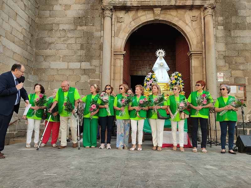 ofrenda a la Virgen de las Cruces