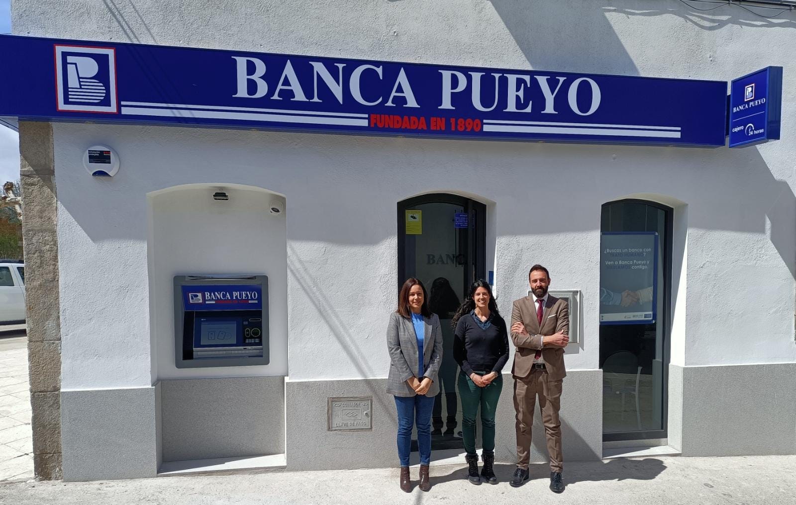 banca pueyo en aldeanueva del camino