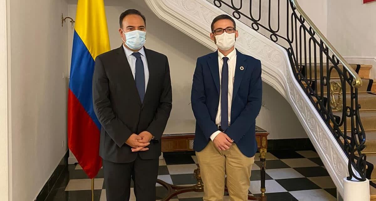 embajador colombia y alcalde medellin