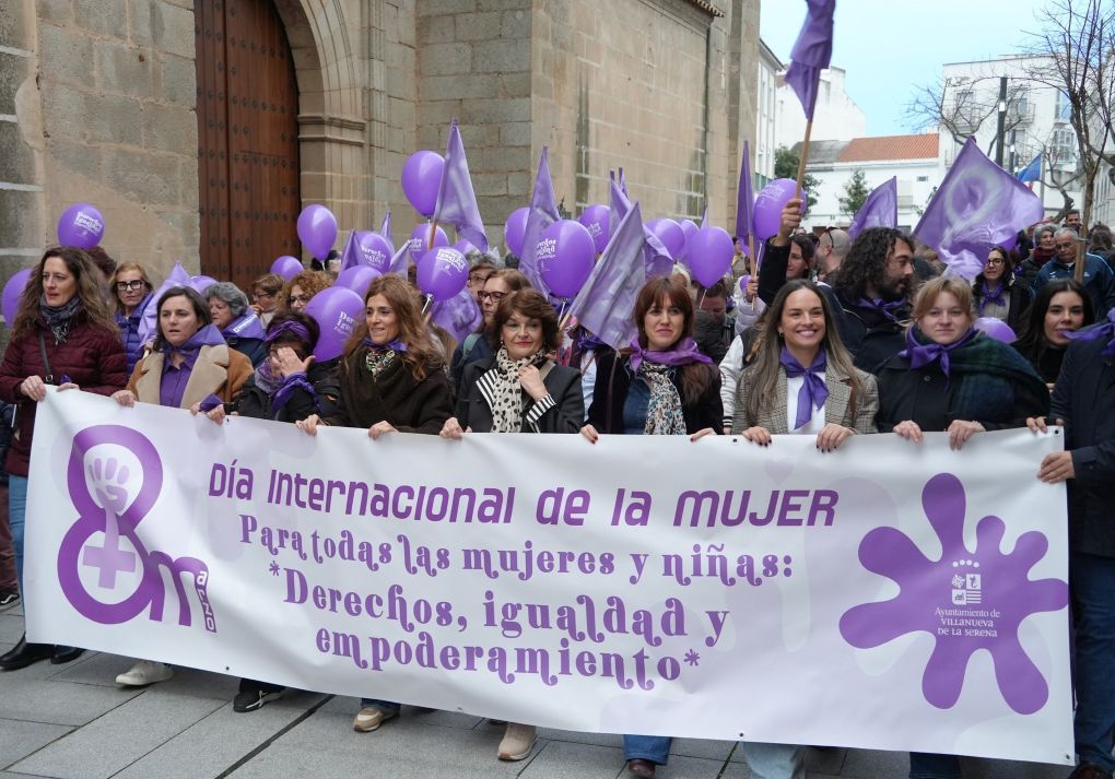 dia mujer villanueva