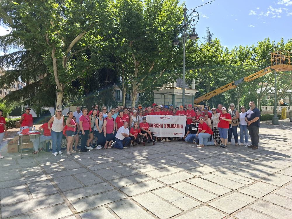 marcha caritas santa cruz