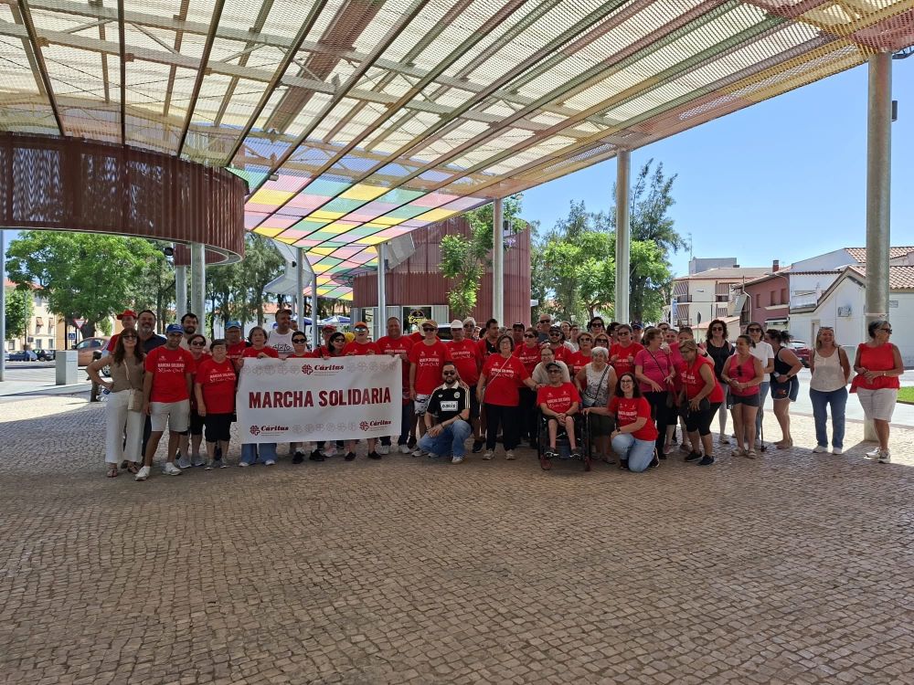 marcha caritas santa cruz
