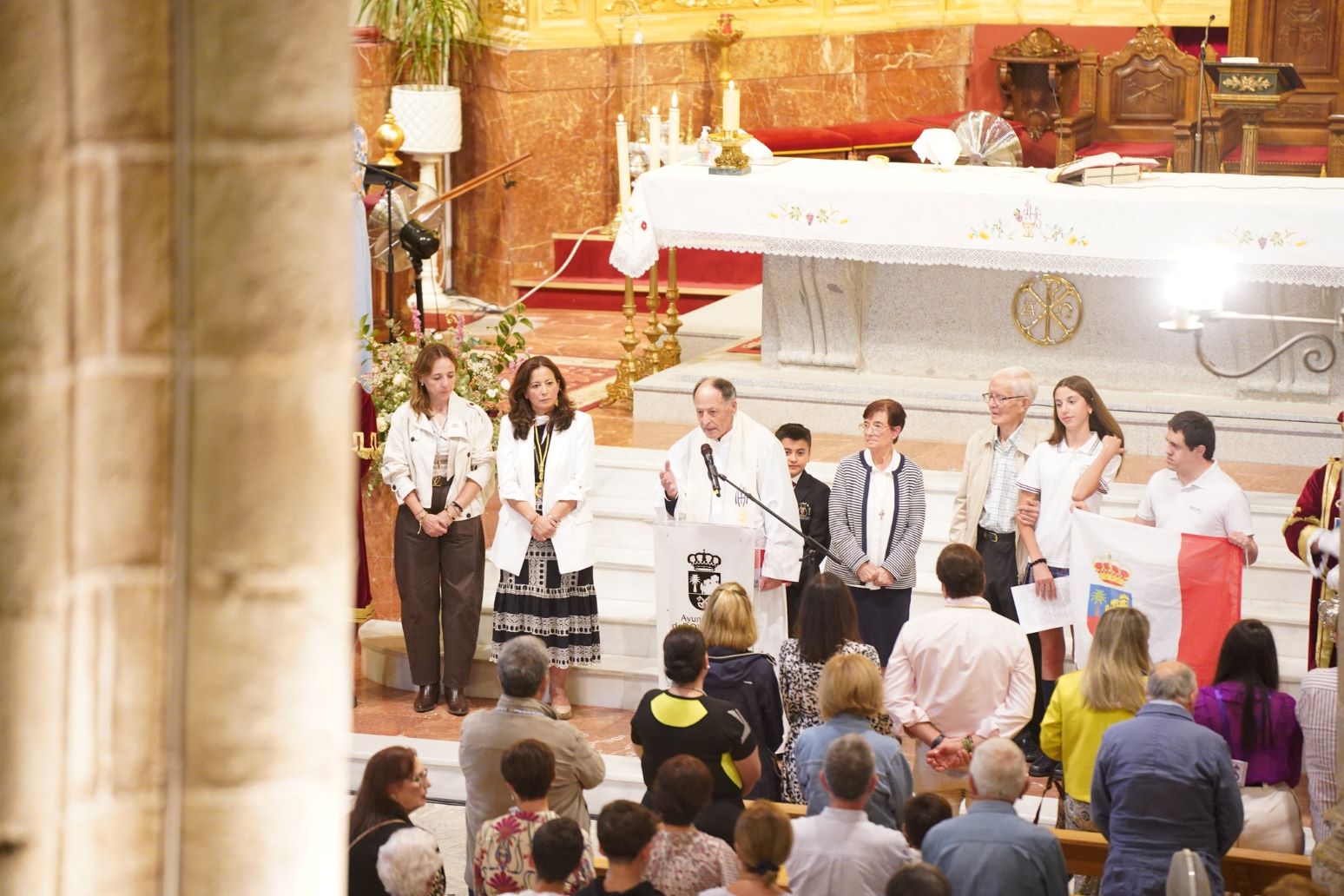 recibimiento a la Virgen de las Cruces