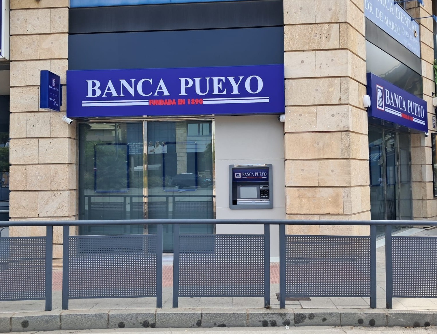 banca pueyo mairena
