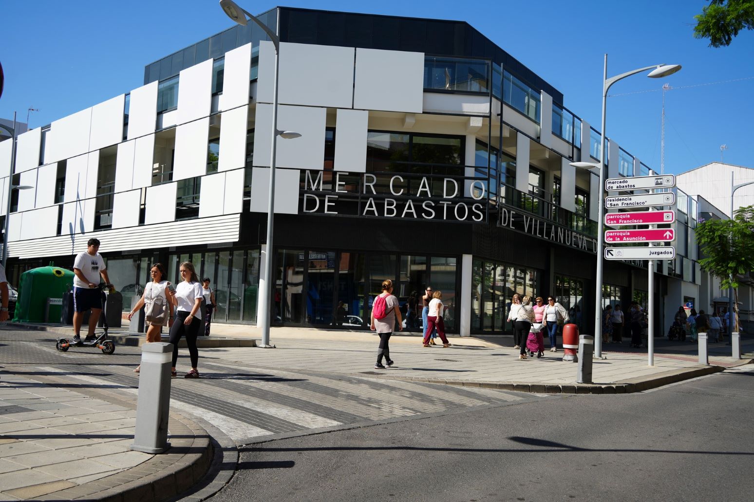 mercado villanueva