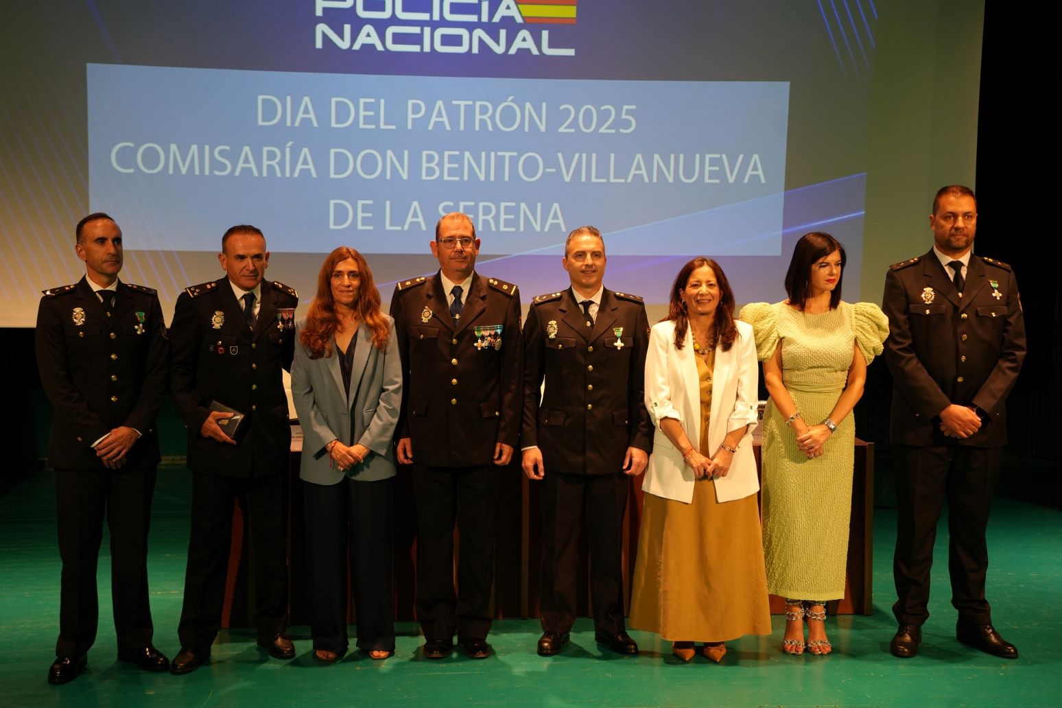 policía nacional patrón