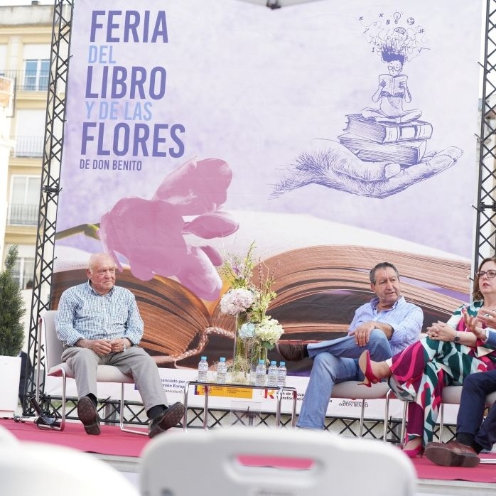 Arranca la Feria del Libro y de las Flores en Don Benito
