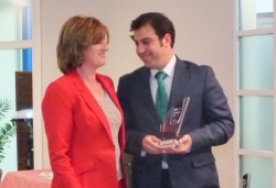 premio a Javier Dorado