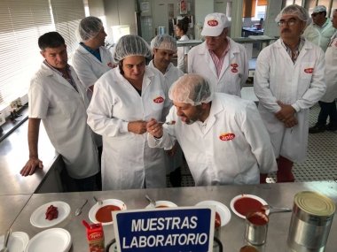visita a industria tomate
