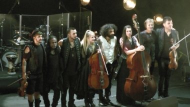 ara malikian y su banda en el teatro romano de Medellín