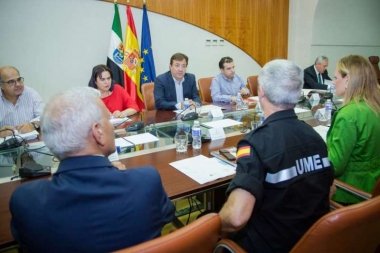 reunión sobre el camalote