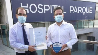 jose carlos fuentes recoge certificado protocolo covid