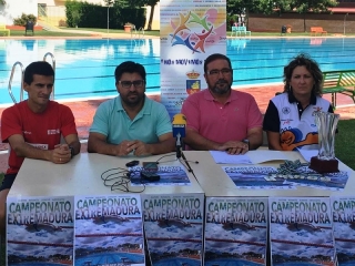 presentación del campeonato de natación en Don Benito
