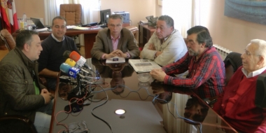 representantes de las asociaciones taurinas, de Coso de Badajoz y el alcalde