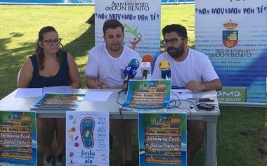 Los Viernes en la piscina