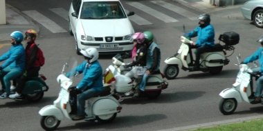 vespas en Don Benito