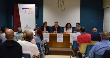 reunión sobre el tren y la estrategia Edusi