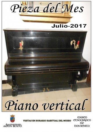 pieza del mes piano vertical