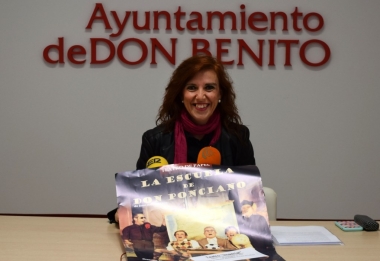 natalia blanco presentando la obra de don ponciano