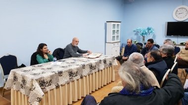podemos debate hospital