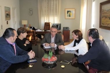 comerciantes y alcalde