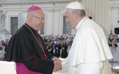 obispo Amadeo con el Papa