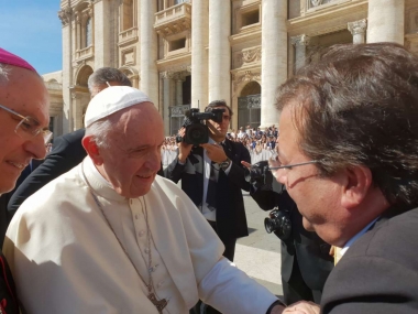 vara y el papa