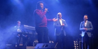 gente nueva con manuel requiebros