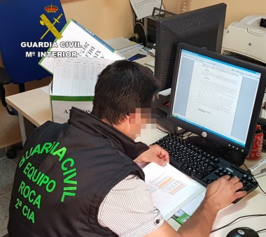 equipo roca de la guardia civil
