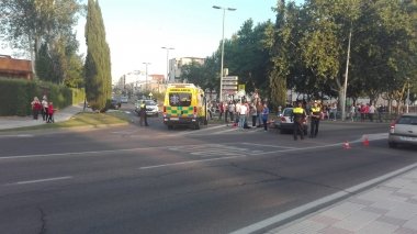 accidente cruce calle ancha